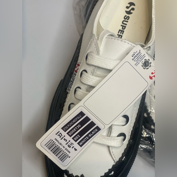 Superga Disney Mickey Mouse White and Black Sneakers Women’s 6.5 Mens 5 kids 4.5 - Picture 6 of 6